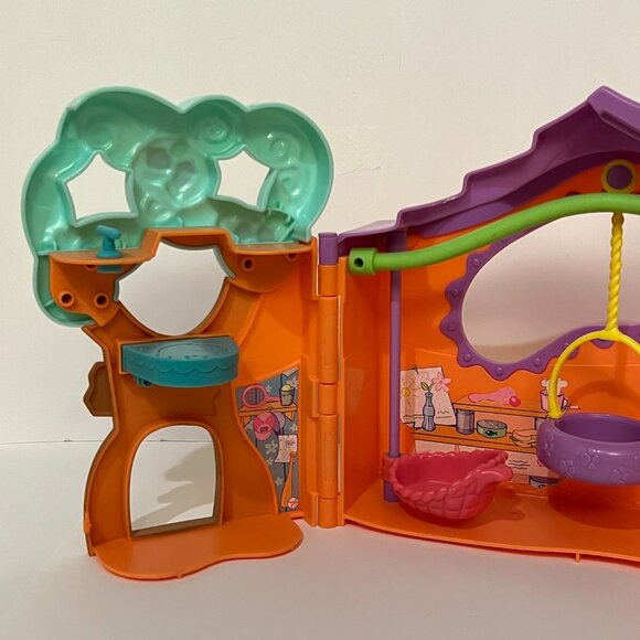 Littlest Pet Shop Pets Only Clubhouse with Squirrel #484 and Monkey #485 - Picture 12 of 13